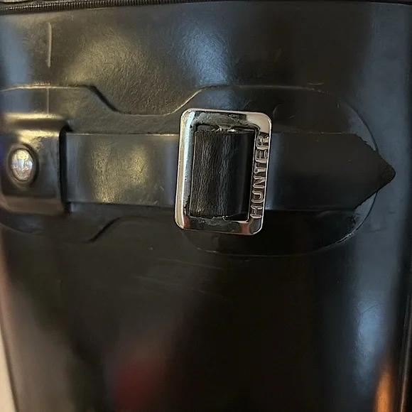 Women’s Hunter Rain Boots - Picture 3 of 6